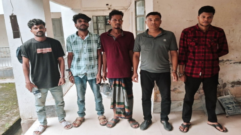 আগৈলঝাড়ায় মাদকবিরোধী বিশেষ অভিযানে পাচজন গ্রেপ্তার...