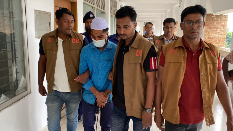 নোয়াখালীতে ৫ বছরের শিশু ধর্ষণ ও হত্যা:  আসামি শাহা...