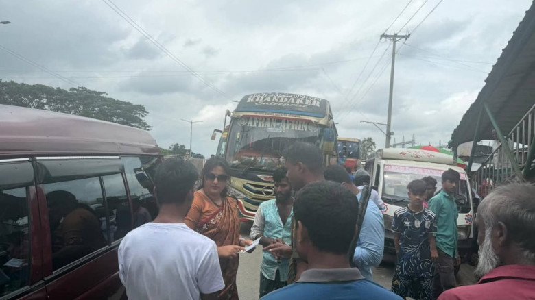 শিবালয়ে ভ্রাম্যমাণ আদালতের অভিযানে জরিমানা...