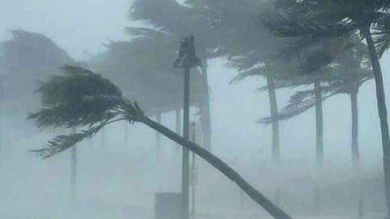 ১৭ জেলায় ঝড়ের আশঙ্কা...