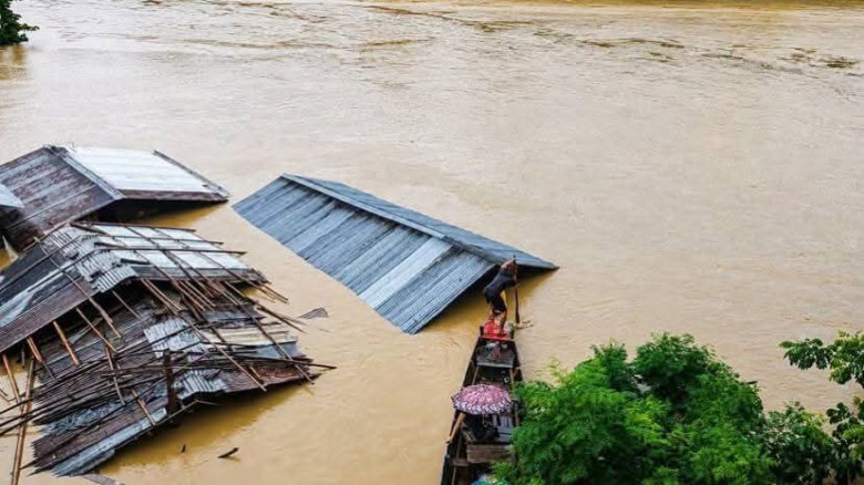রামুতে নিম্নাঞ্চল প্লাবিত, পানিবন্দি লাখো মানুষ...