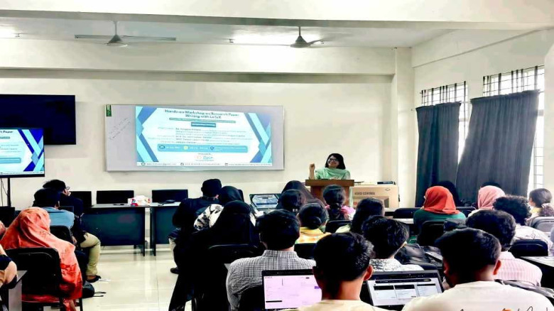 হাবিপ্রবিতে কোডিং করে গবেষণা প্রবন্ধ লেখার উপর হাত...