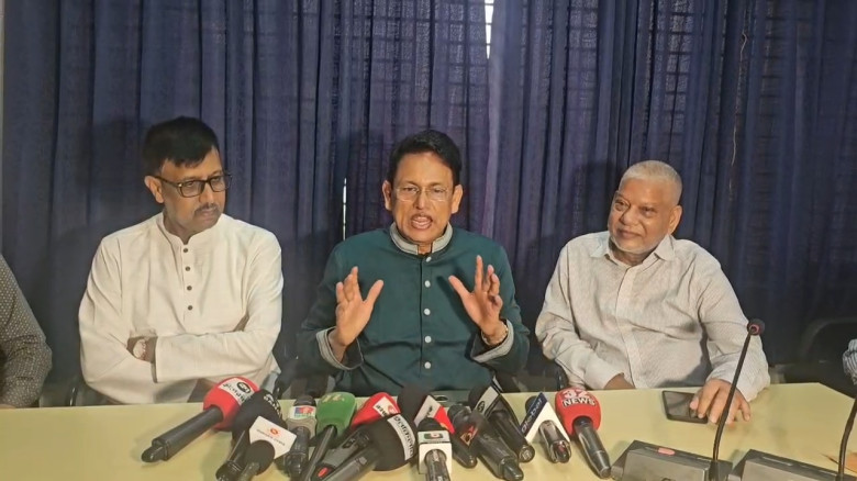 শিক্ষার মান উন্নয়নে কোনো নিয়মবহির্ভূত কাজ বরদাশত ক...