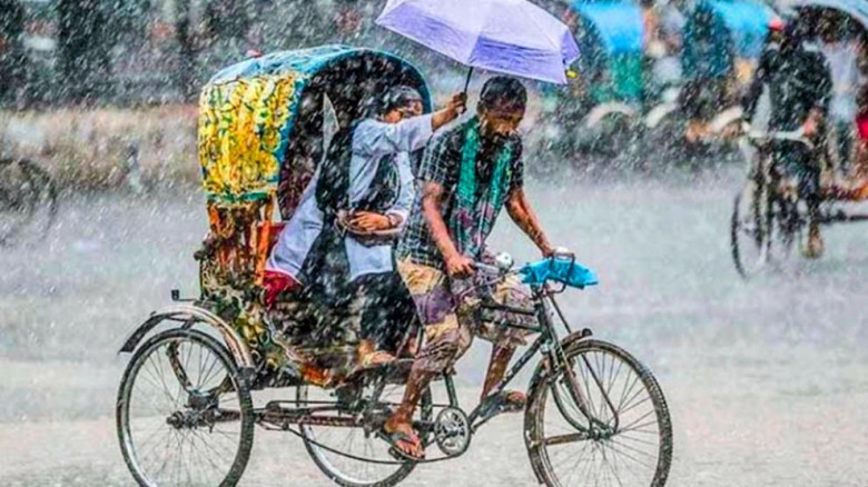 সপ্তাহের ব্যবধানে ফের ডুবল খুলনা নগরী, টানা বৃষ্টি...
