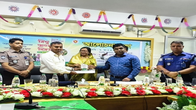 পরিবার পরিকল্পনায় জেলায় ৪র্থ বারের মতো শ্রেষ্ঠ বাঘ...