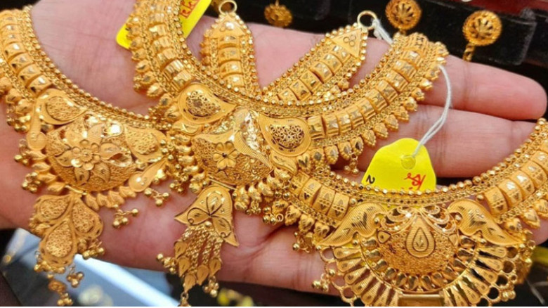 দেশের বাজারে ফের কমল সোনার দাম...