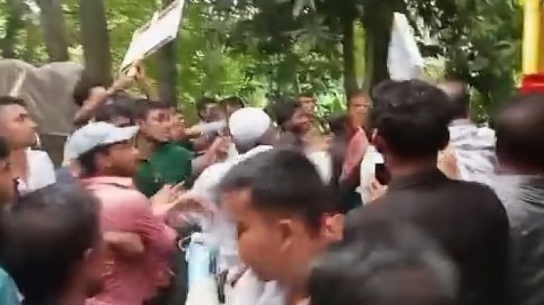 জেলা বিএনপির নির্দেশনা ছাড়াই বোয়ালমারী উপজেলায় কর্...