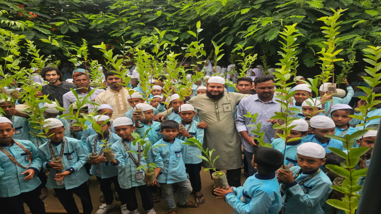 কাহারোলে আল-আজহার ইসলামিক একাডেমির বৃক্ষরোপণ ও চার...