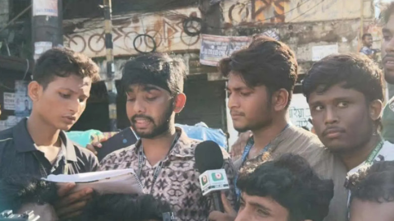 শিক্ষামন্ত্রীর পদত্যাগসহ তিন দাবি ঘোষণা শিক্ষার্থী...