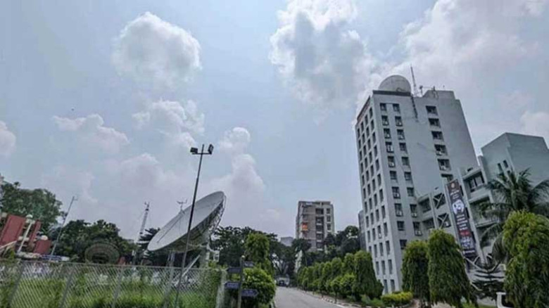 আংশিক মেঘলা থাকবে ঢাকার আকাশ...
