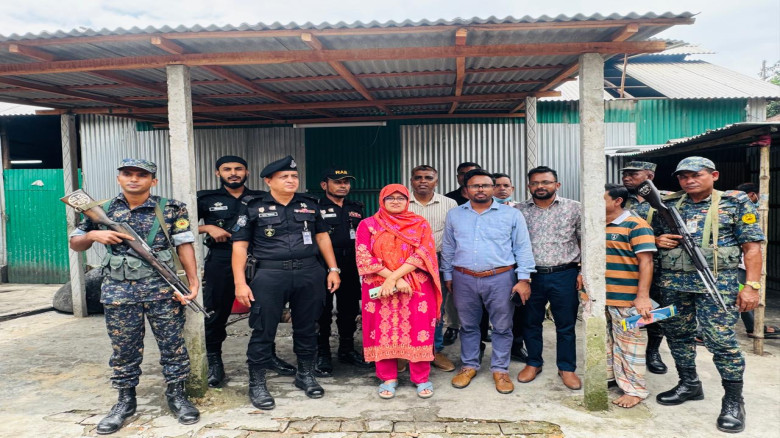 সিরাজগঞ্জে হাইওয়ে রেস্টুরেন্ট, দই-মিষ্টি ও বেকারি ...