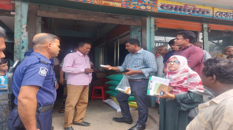 কালিহাতীতে আরিফ বেকারিকে ২০ হাজার টাকা জরিমানা...