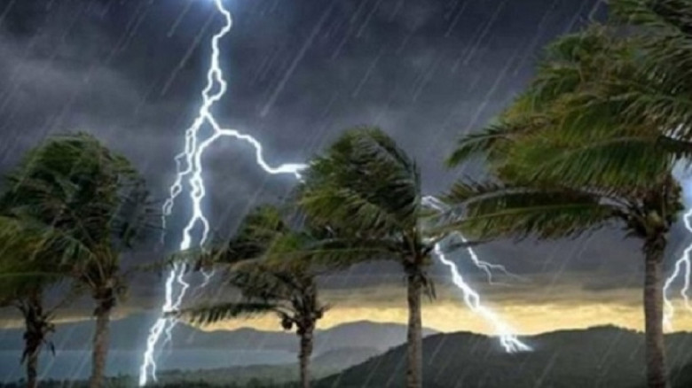 সন্ধ্যার মধ্যে ১৩ অঞ্চলে বজ্রবৃষ্টির আভাস...