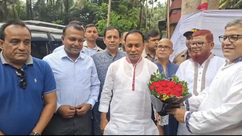 বর্তমান সংসদে জনগণের প্রতিনিধিত্ব ও গণতান্ত্রিক চর...
