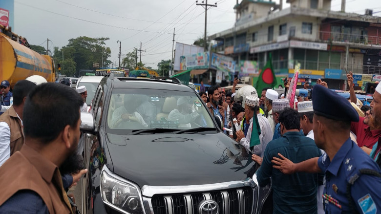 কালকিনিতে পথসভায় বক্তব্য দেন জামায়াতের আমির ডা. ...