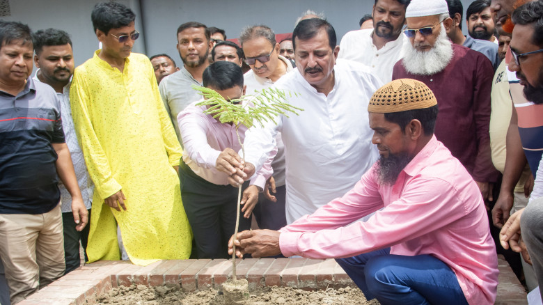 নজরুল কেবল আমাদের গর্ব নন, তিনি মুসলিম রেনেসাঁর এক...