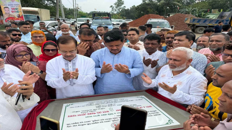 গাজীপুরের জয়দেবপুর-পুবাইল সড়কে ৬০ ফুট প্রশস্তকরণের...