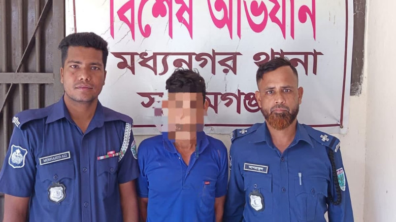 মধ্যনগরে ৫ বছরের শিশু ধর্ষণের অভিযোগে অভিযুক্ত গ্র...