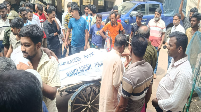 শার্শায় ট্রলি-মোটরসাইকেলের মুখোমুখি সংঘর্ষে নিহত ২...