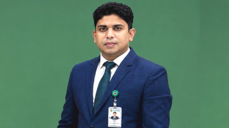 দাউদকান্দির সহকারী কমিশনার (ভূমি) ও পৌর প্রশাসক হি...