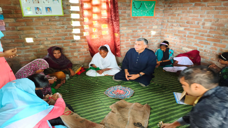 ভেড়ামারায় কর্নেল সামসুজ্জামান খান (অব.) মহিষাডোরা ...