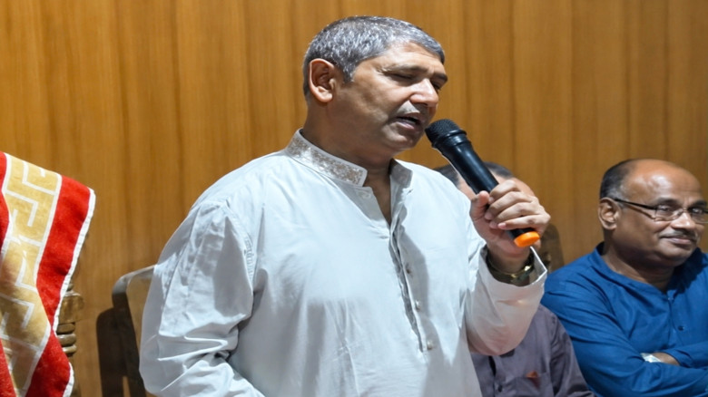 বিএনপি সরকার হাওয়ায় ভেসে আসে নাই...