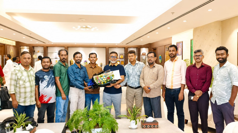নাসিক প্রশাসকের সঙ্গে বাংলাদেশ রিপোর্টার্স ক্লাব ট...