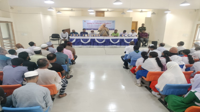 আখাউড়ায় জাতীয় শিক্ষা সপ্তাহে শিক্ষক-শিক্ষার্থীদের ...