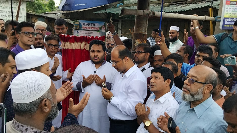 ফতুল্লায় আরসিসি সড়কের উদ্বোধন : সরকারের উন্নয়ন ধা...