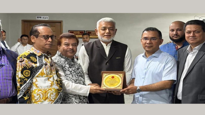 প্রধানমন্ত্রীর সঙ্গে রিহ্যাব নেতাদের বৈঠক, আবাসন খ...