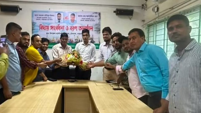 টেকনাফে নবাগত উপজেলা প্রকৌশলীর যোগদান...