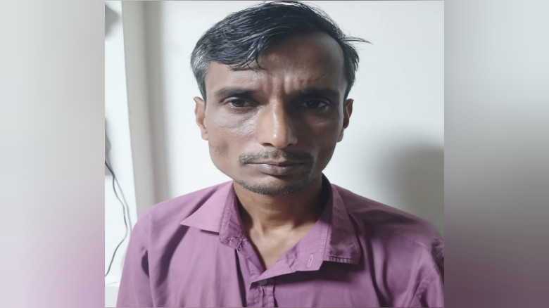 ভিডিও ভাইরালের এক সপ্তাহ পর মাদকসেবী গ্রেপ্তার, এক...