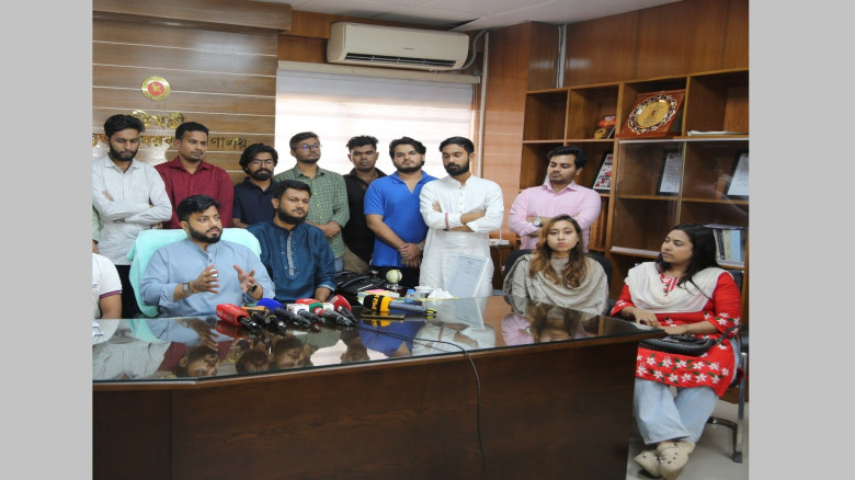 জুলাই যোদ্ধাদের স্বীকৃতিতে স্মরণসভায় থাকবেন প্রধান...