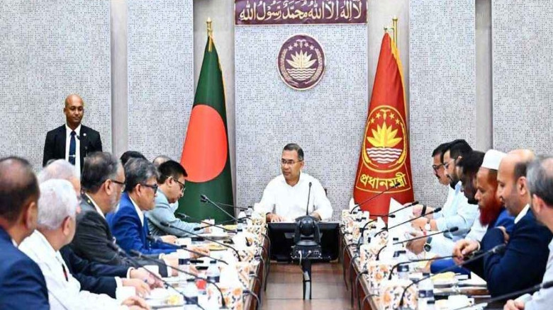 চা শিল্পের উন্নয়নে সহযোগিতার আশ্বাস প্রধানমন্ত্রীর...