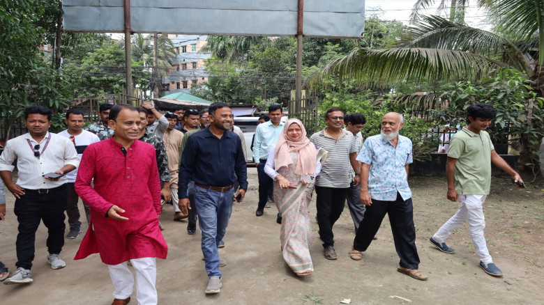 মুন্সীগঞ্জ প্রেস ক্লাব পরিদর্শনে জেলা প্রশাসক...