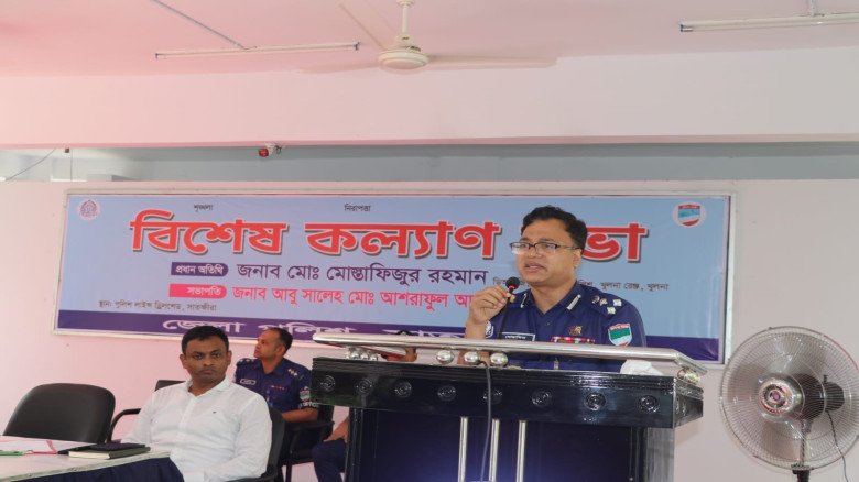 সাতক্ষীরায় শিক্ষার্থীদের নিয়ে সবুজায়ন কর্মসূচির উদ...