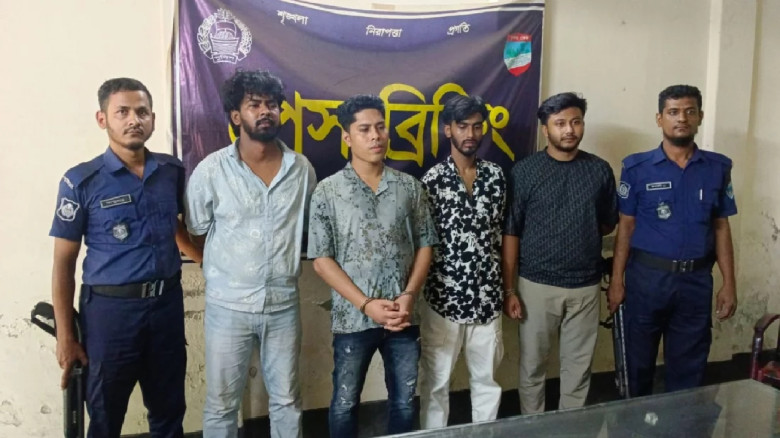 আলোচিত শীর্ষ সন্ত্রাসী ডেভিড ইমন গ্রেপ্তার...