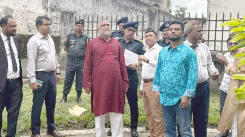 হবিগঞ্জ কারাগার পরিদর্শনে হুইপ জি কে গউছ...