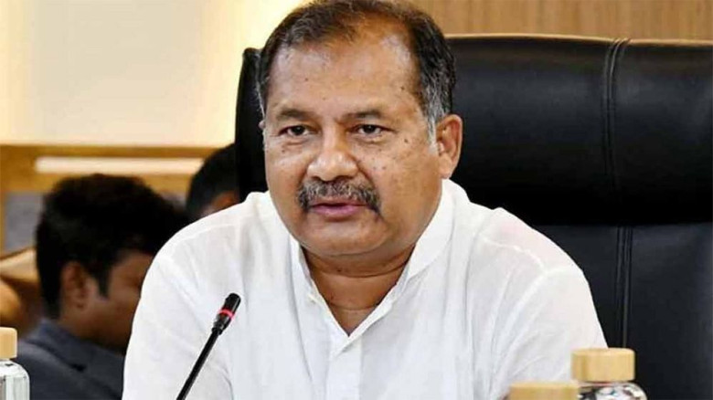 জুলাই নিয়ে যেন কেউ ব্যবসা করতে না পারে...