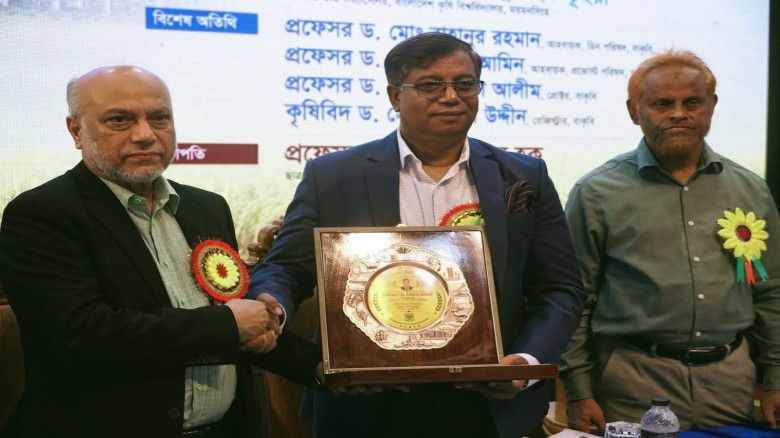 বাকৃবিতে সেন্ট্রাল ওরিয়েন্টেশন অনুষ্ঠিত...