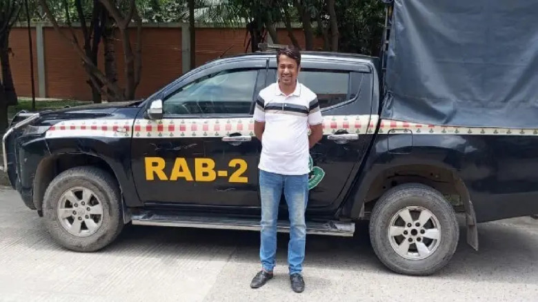 মোহাম্মদপুরে বাদশা হত্যায় অস্ত্র সরবরাহকারী লেদু গ...