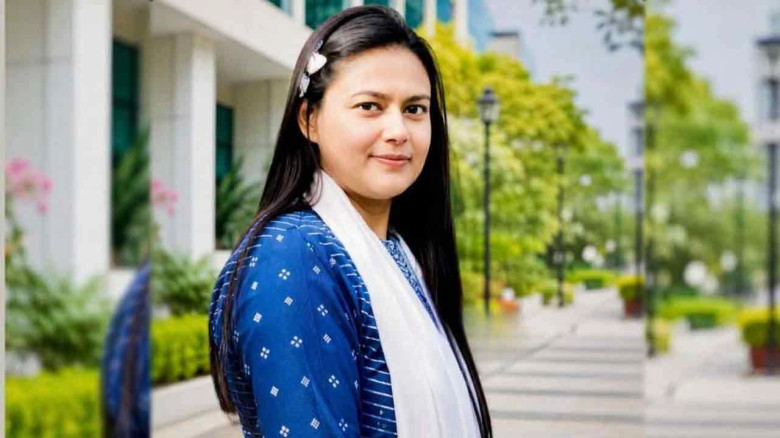 রাজধানীতে ঘরে ঢুকে নারী চিকিৎসককে হত্যা...