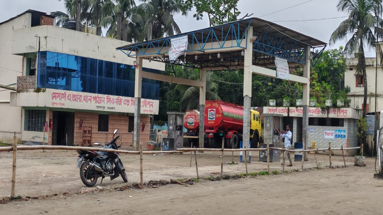 দুই সপ্তাহ গ্যাসশূন্য নেত্রকোণা: চুলায় আগুন নেই, অ...
