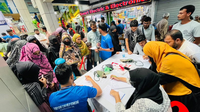 ক্যান্সারে হার মানলেও থামেনি স্বপ্ন, সীতাকুণ্ডে মু...