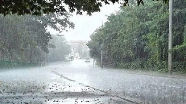 ঢাকায় বৃষ্টি নিয়ে দুঃসংবাদ...