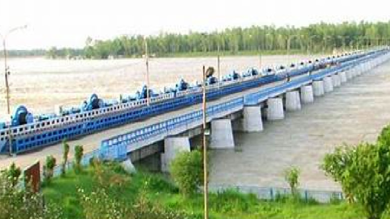 ১৩ সেন্টিমিটার ওপর দিয়ে বইছে তিস্তার পানি...