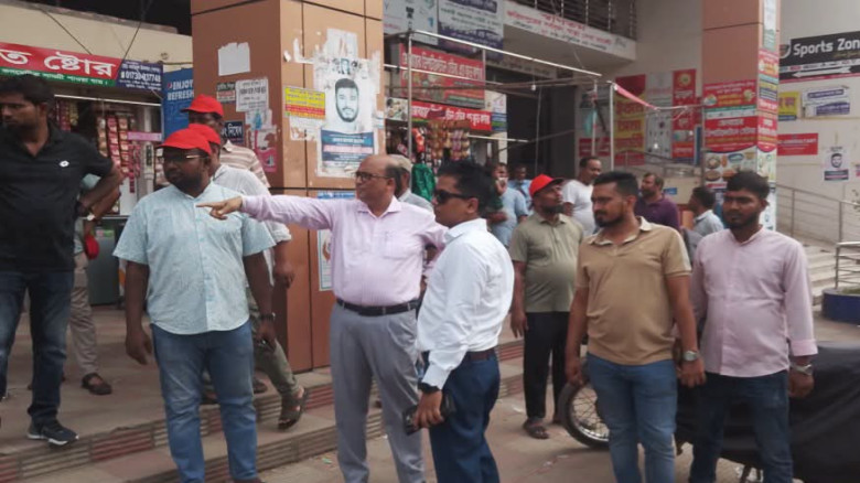 ফরিদপুর পৌরসভার অবৈধ স্থাপনা উচ্ছেদ...