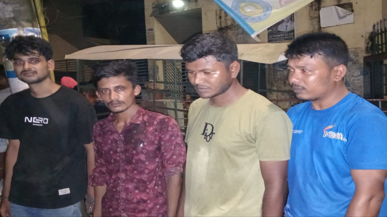 মোহনগঞ্জে মাদকসেবনের দায়ে চার জনের ভ্রাম্যমাণ আদাল...