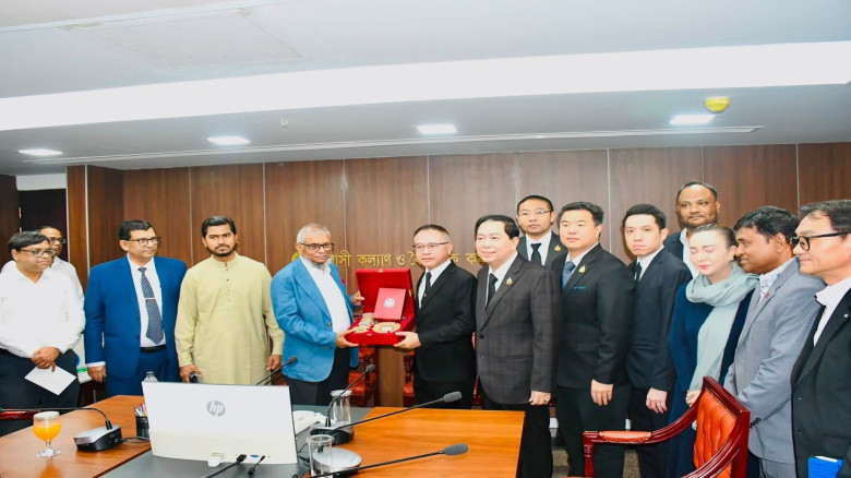 থাইল্যান্ডের প্রতিনিধি দলের সাক্ষাৎ, বাংলাদেশি কর্...