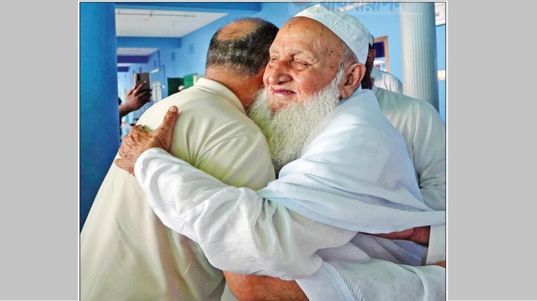 হেফাজত ইসূতে চাপের মুখে জামায়াত